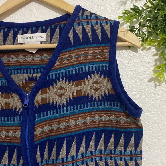 Pendleton Vintage Aztec, Western, Southwestern Pattern Vest - Picture 3 of 6